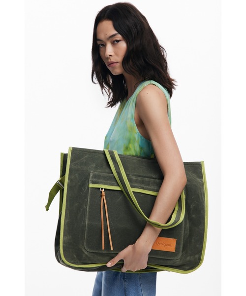 Desigual(デシグアル)の「コントラストパイピングコットントートバッグ(トートバッグ・レディース・グリーン・FREE)」の4枚目の写真