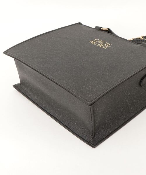 CECIL McBEE（セシルマクビー）の「ＣＥＣＩＬ ＭｃＢＥＥ ラメチェーンハンドルバッグ（トートバッグ・レディース・ブラック/アイボリー・FREE）」の4枚目の写真