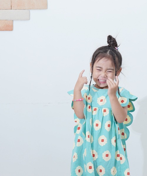 MARKEY'S（マーキーズ）の「総柄スカラップスリーブワンピ－ス（ワンピース・キッズ・ブルー系その他/マルチ/ピンク系その他・90/100/110/120/130）」の7枚目の写真