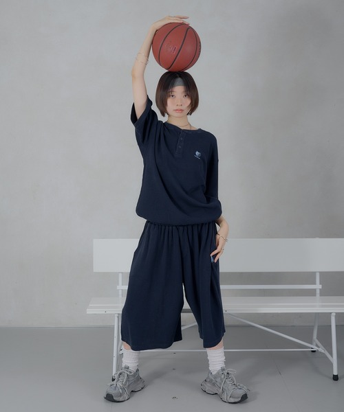 Perushu(ペルーシュ)の「Perushu/NBA ワッフルヘンリーネックTシャツ(Tシャツ/カットソー・メンズ・ボルドー/ネイビー/ブラウン/ブラック・SMALL/MEDIUM/LARGE)」の14枚目の写真