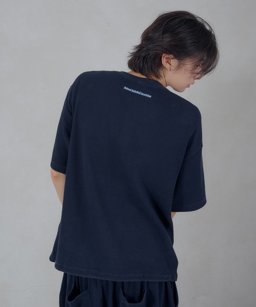 Perushu(ペルーシュ)の「Perushu/NBA ワッフルヘンリーネックTシャツ(Tシャツ/カットソー・メンズ・ボルドー/ネイビー/ブラウン/ブラック・SMALL/MEDIUM/LARGE)」の17枚目の写真