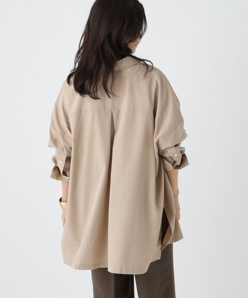 Elura（エルーラ）の「アイロンいらずワイドシャツ/578317（シャツ/ブラウス・レディース・ベージュ/ライトブルー・FREE）」の3枚目の写真