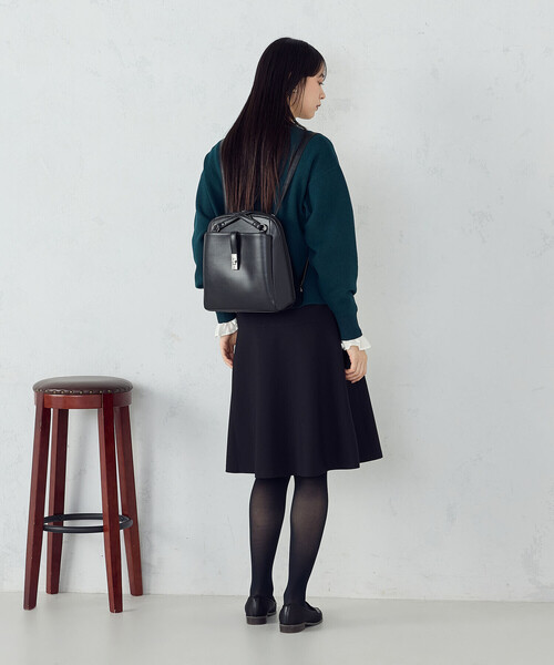 MONO COMME CA(モノコムサ)の「ひねり金具 2WAY トートリュック(バックパック/リュック・レディース・グレー/ブラック・FREE)」の4枚目の写真