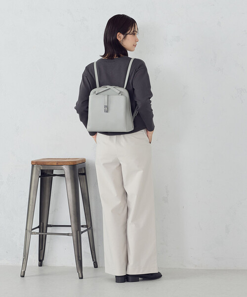 MONO COMME CA(モノコムサ)の「ひねり金具 2WAY トートリュック(バックパック/リュック・レディース・グレー/ブラック・FREE)」の9枚目の写真