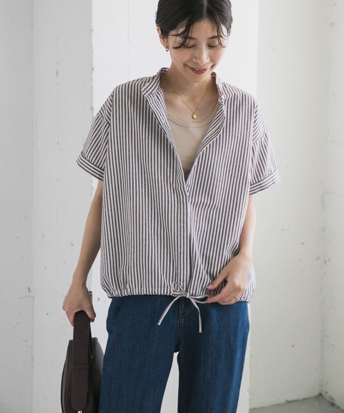 URBAN RESEARCH DOORS（アーバンリサーチドアーズ）の「ストライプドロストバンドカラーシャツ（シャツ/ブラウス・レディース・ネイビー/ブラウン/グリーン・MEDIUM）」の2枚目の写真