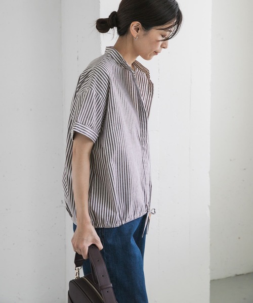 URBAN RESEARCH DOORS（アーバンリサーチドアーズ）の「ストライプドロストバンドカラーシャツ（シャツ/ブラウス・レディース・ネイビー/ブラウン/グリーン・MEDIUM）」の6枚目の写真