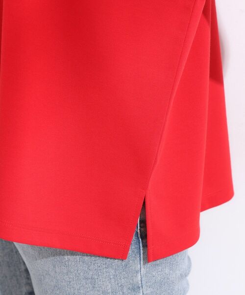 Cutie Blonde(キューティーブロンド)の「【洗える】Vネックですっきり見え ロゴトップス(Tシャツ/カットソー・レディース・ライトグレー/ネイビー/レッド系1・00)」の21枚目の写真