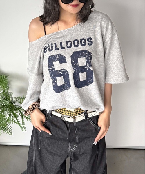 sedacle(セダクル)の「アソート裏毛カッティングTEE(Tシャツ/カットソー・レディース・ブラック/チャコールグレー/グレー/ネイビー・SMALL/LARGE/MEDIUM)」の2枚目の写真
