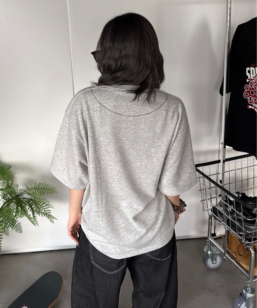 sedacle(セダクル)の「アソート裏毛カッティングTEE(Tシャツ/カットソー・レディース・ブラック/チャコールグレー/グレー/ネイビー・SMALL/LARGE/MEDIUM)」の9枚目の写真