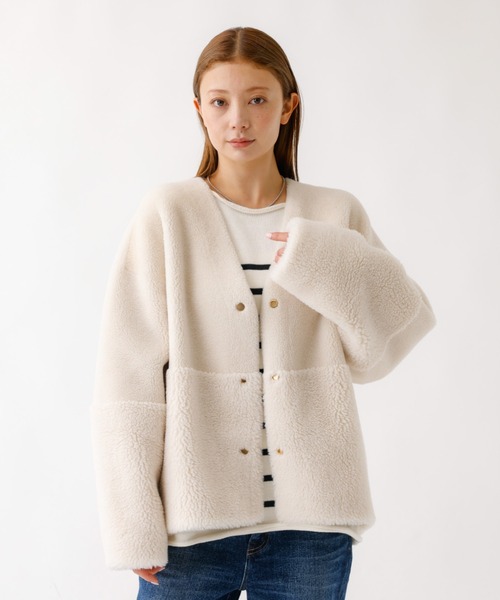 MICA&DEAL(マイカ&ディール)の「【MICA&DEAL /マイカアンドディール】リバーシブルVボア/リバーシブル/ボア/もこもこ/アウター【WEB限定】(ノーカラーコート・レディース・オフホワイト/ブラウン・フリー)」の7枚目の写真