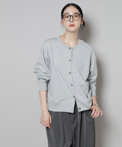 Russell Athletic（ラッセルアスレティック）の「RUSSELL ATHLETIC/別注 Mini Logo Sweat Cardigan（カーディガン/ボレロ・レディース・グレー/ホワイト/ブラウン・FREE）」の3枚目の写真