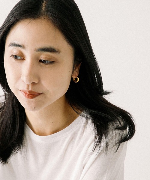 URBAN RESEARCH（アーバンリサーチ）の「decor『デコール』　Plump Drop Pierce L GD（ピアス（両耳用）・レディース・ゴールド・-）」の5枚目の写真