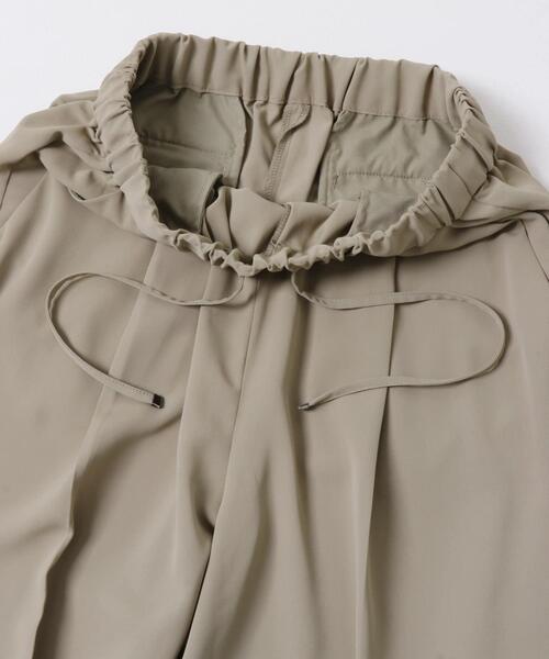 URBAN RESEARCH DOORS（アーバンリサーチドアーズ）の「『UR TECH』ドライツイルイージーパンツ（その他パンツ・レディース・ブラック/ベージュ系その他・SMALL/MEDIUM）」の21枚目の写真