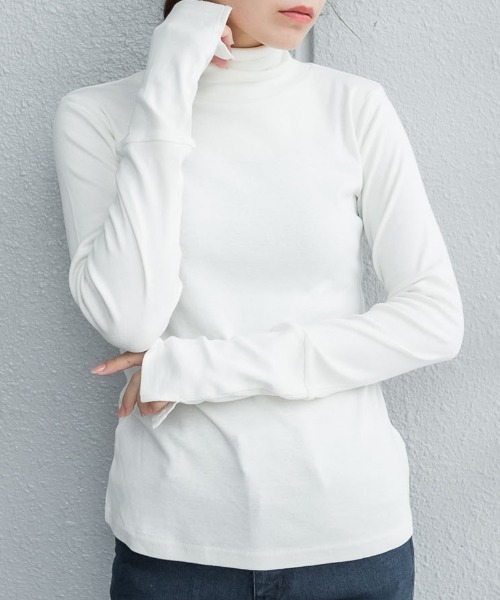 RCD（アールシーディー）の「ハイネック指穴カットソー（Tシャツ/カットソー・レディース・カーキ/グレイッシュベージュ/ブラック/チャコールグレー/オフホワイト・L/M/4L/3L/LL）」の8枚目の写真