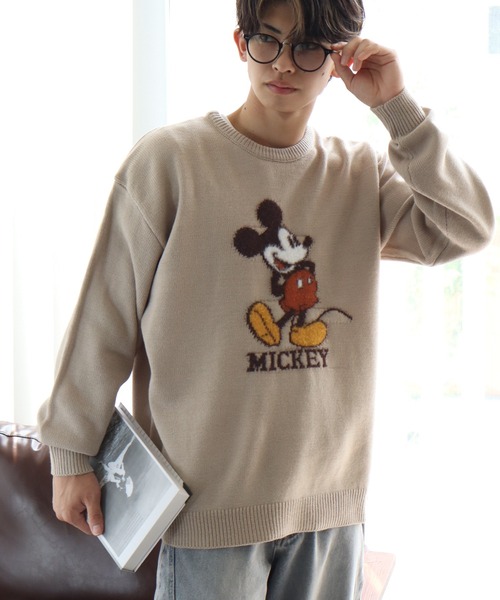 Disney（ディズニー）の「【Disney/ディズニー】アートワークデザイン ループ刺繍＆シャギー ジャガードニット（ニット/セーター・メンズ・オフホワイト/ネイビー/サックスブルー/グレイッシュベージュ・M/L/LL）」の8枚目の写真