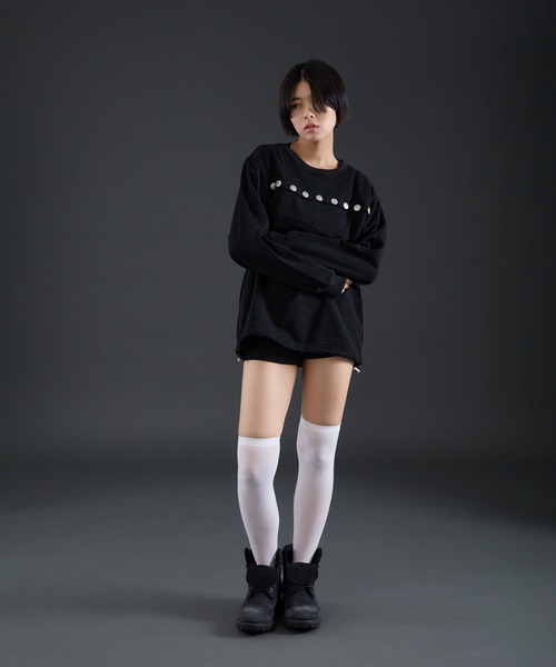 FTW(エフティダブリュー)の「STUDS BUTTON P/O(Tシャツ/カットソー・レディース・ブラック/グレー・SMALL/MEDIUM)」の5枚目の写真