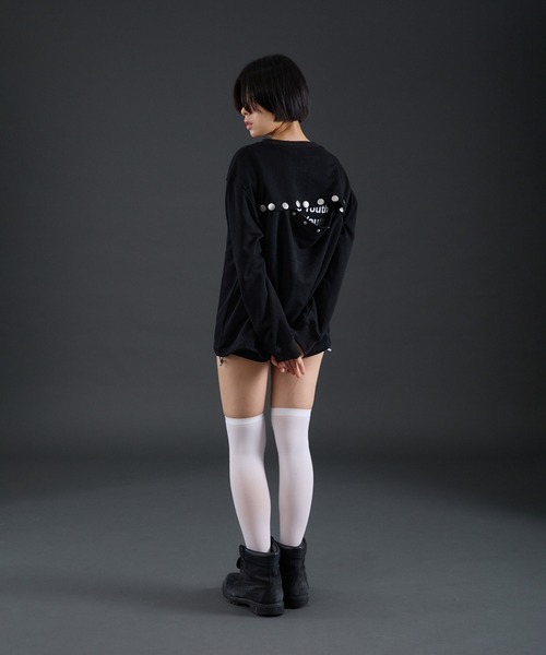 FTW(エフティダブリュー)の「STUDS BUTTON P/O(Tシャツ/カットソー・レディース・ブラック/グレー・SMALL/MEDIUM)」の7枚目の写真