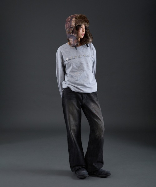 FTW(エフティダブリュー)の「STUDS BUTTON P/O(Tシャツ/カットソー・レディース・ブラック/グレー・SMALL/MEDIUM)」の18枚目の写真
