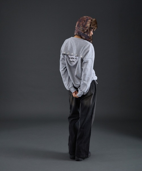 FTW(エフティダブリュー)の「STUDS BUTTON P/O(Tシャツ/カットソー・レディース・ブラック/グレー・SMALL/MEDIUM)」の15枚目の写真