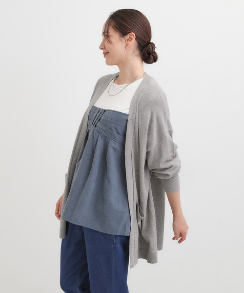 SHOO・LA・RUE(シューラルー)の「【洗える/体型カバー】もちもちタッチが心地よい トッパーカーディガン(カーディガン/ボレロ・レディース・グレー/ブルー系その他/レッド系1/ブラック・00)」の6枚目の写真