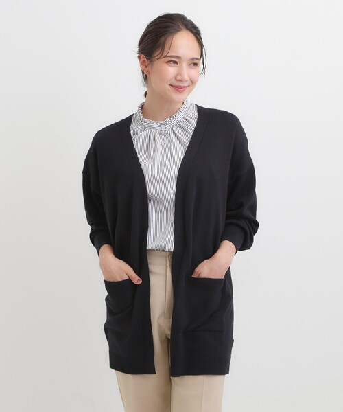 SHOO・LA・RUE(シューラルー)の「【洗える/体型カバー】もちもちタッチが心地よい トッパーカーディガン(カーディガン/ボレロ・レディース・グレー/ブルー系その他/レッド系1/ブラック・00)」の9枚目の写真