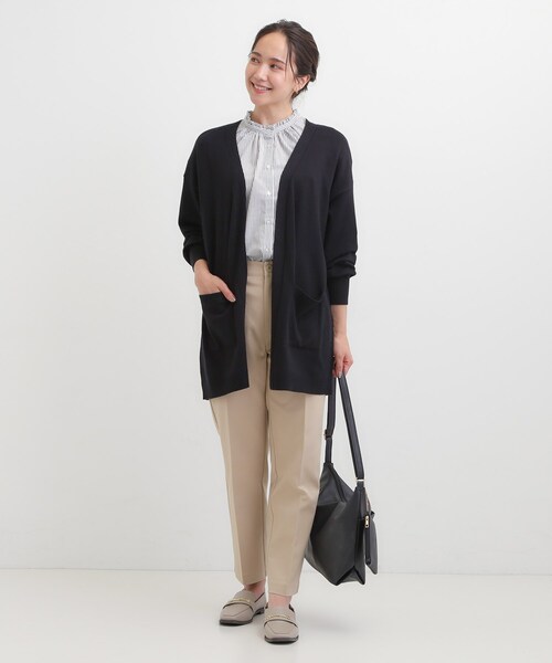 SHOO・LA・RUE(シューラルー)の「【洗える/体型カバー】もちもちタッチが心地よい トッパーカーディガン(カーディガン/ボレロ・レディース・グレー/ブルー系その他/レッド系1/ブラック・00)」の11枚目の写真