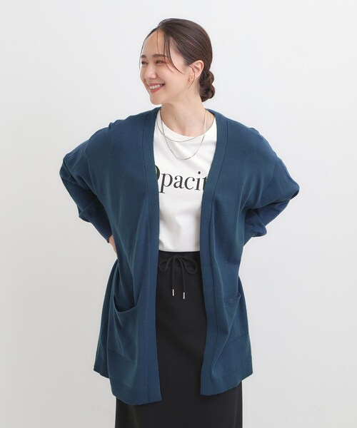 SHOO・LA・RUE(シューラルー)の「【洗える/体型カバー】もちもちタッチが心地よい トッパーカーディガン(カーディガン/ボレロ・レディース・グレー/ブルー系その他/レッド系1/ブラック・00)」の17枚目の写真