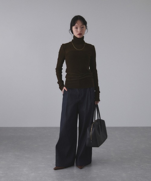 フロッキーチュールタートルネックプルオーバー（Tシャツ/カットソー