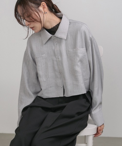 Bab(バブ)の「バックタックショートシャツ(シャツ/ブラウス・レディース・ブラウン/アイボリー/グレー・M)」の5枚目の写真