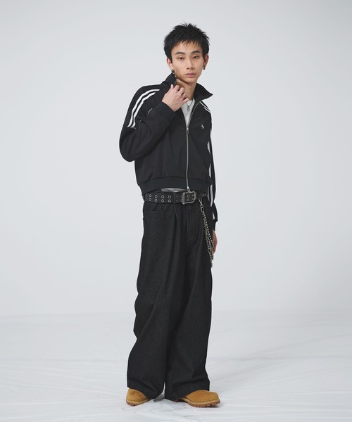 MSG(エムエスジー)の「ワイドタックマルチカラーデニム【UNISEX】(デニムパンツ・メンズ・レッド/ブラック系/ブルー/ブラック/ライトブルー・S/M/L/XL)」の8枚目の写真