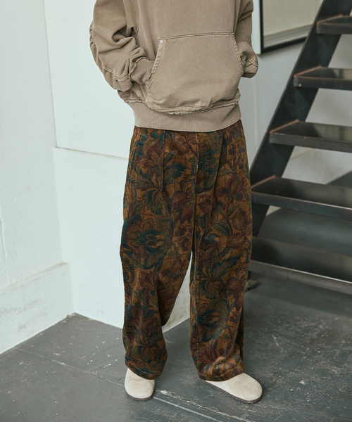 JOURNAL STANDARD(ジャーナルスタンダード)の「コーデュロイプリント オーバー パンツ(その他パンツ・メンズ・チャコールグレー/ネイビー/ブラウン・SMALL/MEDIUM/LARGE)」の3枚目の写真