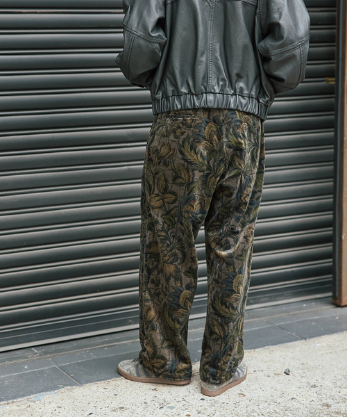 JOURNAL STANDARD(ジャーナルスタンダード)の「コーデュロイプリント オーバー パンツ(その他パンツ・メンズ・チャコールグレー/ネイビー/ブラウン・SMALL/MEDIUM/LARGE)」の9枚目の写真