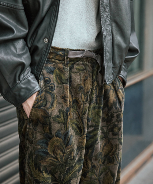 JOURNAL STANDARD(ジャーナルスタンダード)の「コーデュロイプリント オーバー パンツ(その他パンツ・メンズ・チャコールグレー/ネイビー/ブラウン・SMALL/MEDIUM/LARGE)」の10枚目の写真