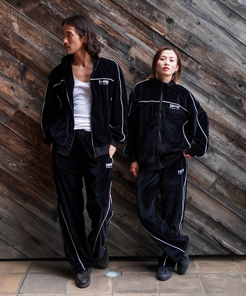 THRASHER(スラッシャー)の「VELOUR TRACK PANTS/THRASHER スラッシャー ベロア トラックパンツ ジャージ スポーツMIX ストリート Y2K レトロ ユニセックス(その他パンツ・メンズ・ブラック・MEDIUM/LARGE/X-LARGE)」の2枚目の写真