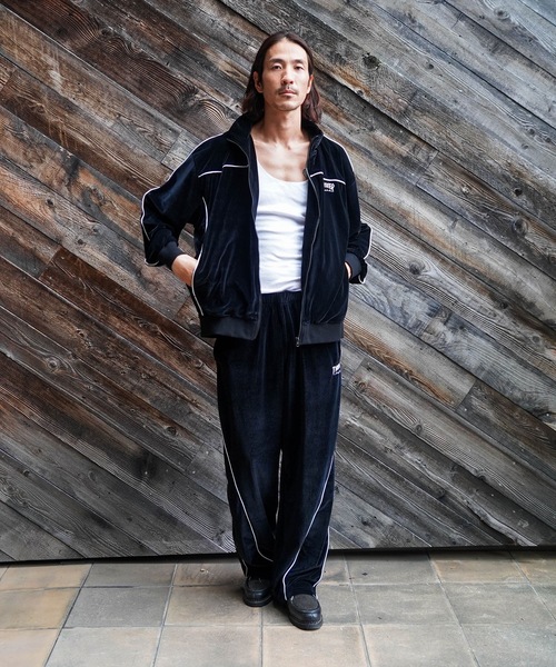 THRASHER(スラッシャー)の「VELOUR TRACK PANTS/THRASHER スラッシャー ベロア トラックパンツ ジャージ スポーツMIX ストリート Y2K レトロ ユニセックス(その他パンツ・メンズ・ブラック・MEDIUM/LARGE/X-LARGE)」の5枚目の写真