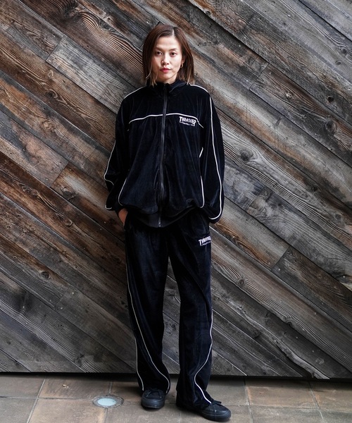 THRASHER(スラッシャー)の「VELOUR TRACK PANTS/THRASHER スラッシャー ベロア トラックパンツ ジャージ スポーツMIX ストリート Y2K レトロ ユニセックス(その他パンツ・メンズ・ブラック・MEDIUM/LARGE/X-LARGE)」の13枚目の写真