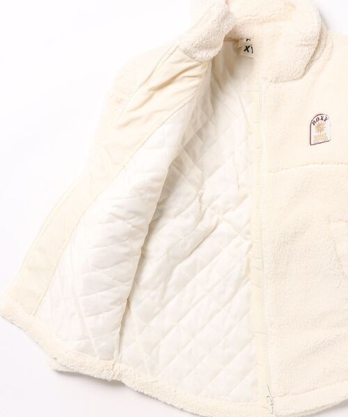 ROXY(ロキシー)の「ROXY/ロキシー アウター キッズ ボア ジャケット 撥水加工 中綿 MINI BELLIS BOA JACKET TJK254081(その他アウター・キッズ・コーラル/ナチュラル・150cm/140cm/130cm/120cm)」の18枚目の写真