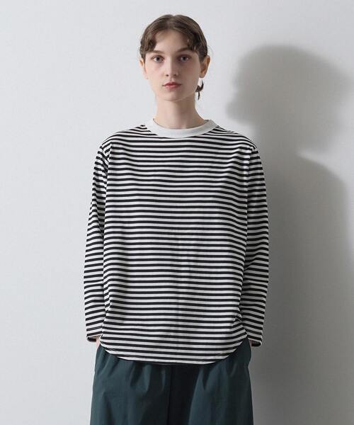 LOGEMENT DE CLAIRE（ロジュモンドクレール）の「定番ラウンドヘムロングTシャツ（Tシャツ/カットソー・レディース・モカ/ホワイト×ブラック/オフホワイト/ブラック・FREE）」の3枚目の写真