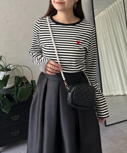 prose verse(プロズヴェール)の「ハート刺繍ボーダーロンT(Tシャツ/カットソー・レディース・ブラック系その他2/ブラック系その他・LARGE/MEDIUM)」の3枚目の写真