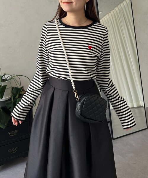 prose verse(プロズヴェール)の「ハート刺繍ボーダーロンT(Tシャツ/カットソー・レディース・ブラック系その他2/ブラック系その他・LARGE/MEDIUM)」の8枚目の写真