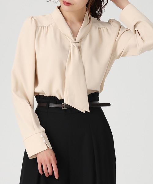 MISCH MASCH（ミッシュマッシュ）の「バー付きタイブラウス（シャツ/ブラウス・レディース・ベージュ/ブラック/グレー/ホワイト・ﾌﾘ-）」の6枚目の写真