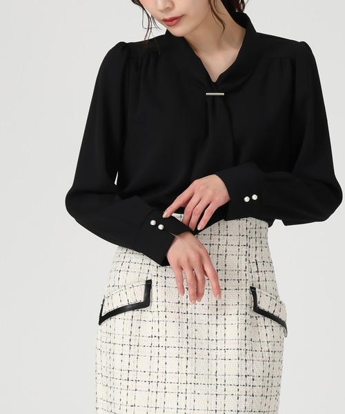 MISCH MASCH（ミッシュマッシュ）の「バー付きタイブラウス（シャツ/ブラウス・レディース・ベージュ/ブラック/グレー/ホワイト・ﾌﾘ-）」の7枚目の写真