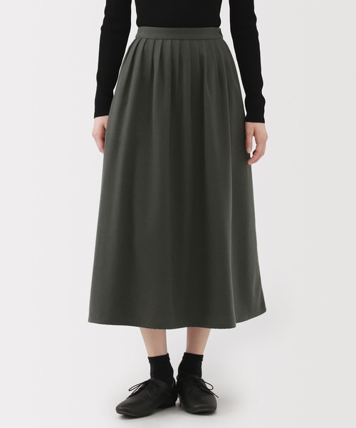 無印良品(ムジルシリョウヒン)の「婦人 起毛タックスカート(スカート・レディース・ダークグリーン/ブラック/ダークネイビー・S/M/L/XL)」の2枚目の写真