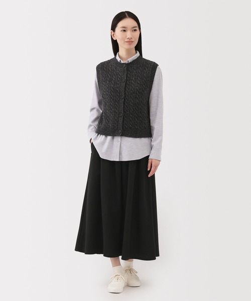 無印良品(ムジルシリョウヒン)の「婦人 起毛タックスカート(スカート・レディース・ダークグリーン/ブラック/ダークネイビー・S/M/L/XL)」の4枚目の写真