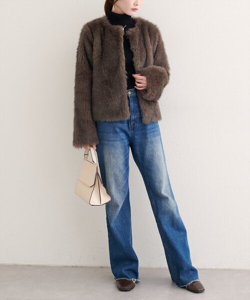 natural couture(ナチュラルクチュール)の「【WEB限定】ノーカラーファージャケット(ノーカラージャケット・レディース・ブラウン/アイボリー・FREE)」の13枚目の写真