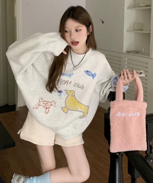 shopnikoniko(ショップニコニコ)の「トレーナー オーバーサイズ 落書きプリント スウェット(スウェット・レディース・グレー・フリー)」の4枚目の写真