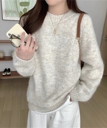 シンプルカラークルーニット