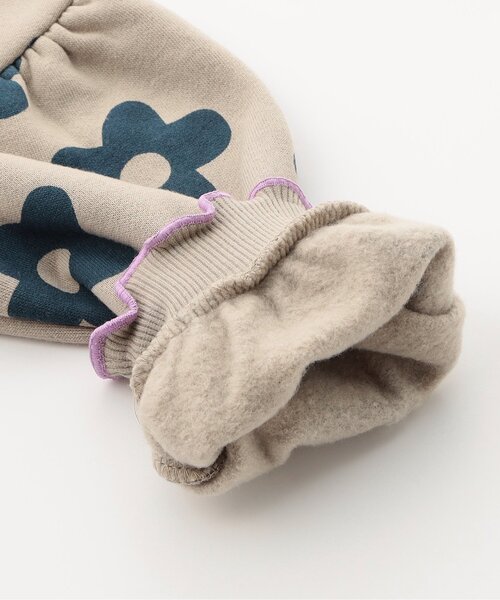 BREEZE（ブリーズ）の「【WEB限定/ジュニア対応】メロウフリル裏起毛トレーナー（スウェット・キッズ・ミント/イエロー/ベージュ/ブラウン/アイボリー/ブラック・130/120/140/110/100/90）」の10枚目の写真