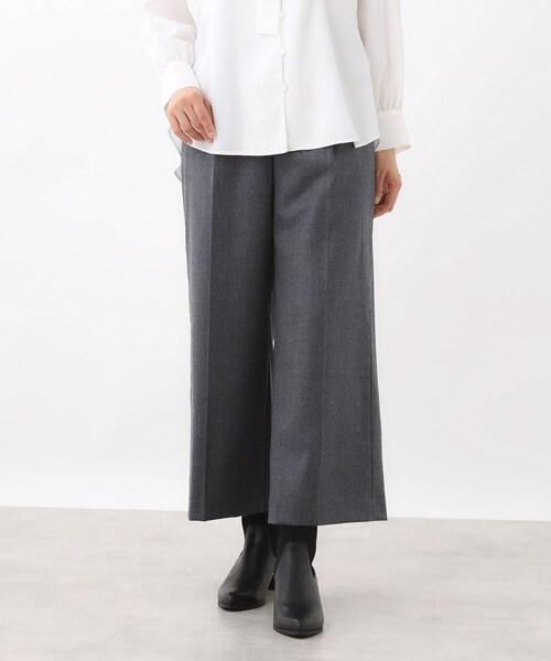 Reflect(リフレクト)の「【腰周りすっきり◎】ワイドクロップドパンツ(その他パンツ・レディース・ブラック/ブラウン系その他/ナチュラル/ダークグレー/ネイビー・05/07/09/11/13/15 /17)」の1枚目の写真