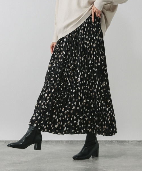 GLOBAL WORK（グローバルワーク）の「ワッシャープリーツスカート/603882（スカート・レディース・ダークブラウン/ブラック/ベージュ系その他3/ブラック系その他・SHORT/REGULAR）」の8枚目の写真